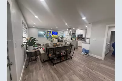 1201 N 70th Way, Hollywood, FL 33024 - Photo 5