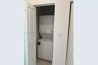 8201 NW 41st St #D-206, Doral, FL 33166 - Photo 11