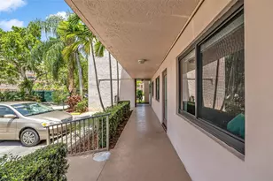 2606 NW 104th Ave, Sunrise, FL 33322 - Photo 5
