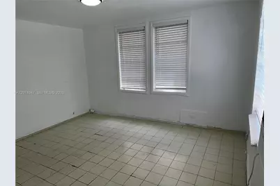 1352 SW 7th St #5, Miami, FL 33135 - Photo 15