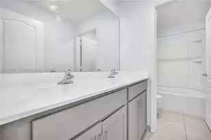831 Bent Creek Dr, Fort Pierce, FL 34947 - Photo 25