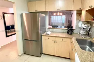 981 Hillcrest Ct, Hollywood, FL 33021 - Photo 3