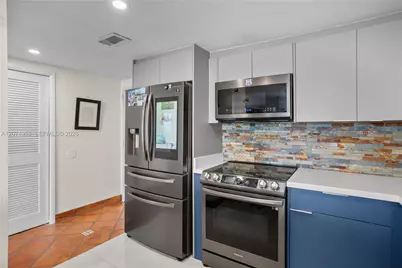 2350 NE 135th St #1204, North Miami, FL 33181 - Photo 5