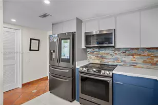 2350 NE 135th St, North Miami, FL 33181 - Photo 5