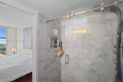 2350 NE 135th St #1204, North Miami, FL 33181 - Photo 29
