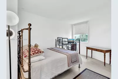 1621 Bay Rd #408, Miami Beach, FL 33139 - Photo 23