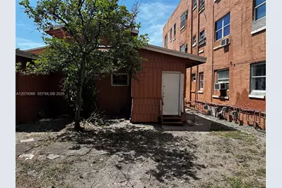 1545 NW 1st St #1537, Miami, FL 33125 - Photo 23