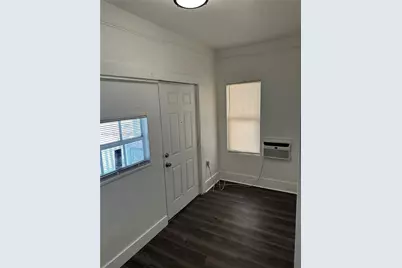 1545 NW 1st St #1537, Miami, FL 33125 - Photo 3