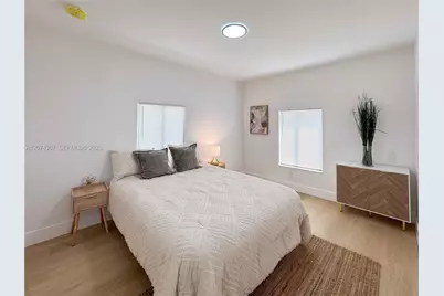 1300 NW 42nd St, Miami, FL 33142 - Photo 17
