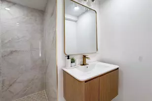 1300 NW 42nd St, Miami, FL 33142 - Photo 19