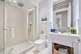 102 24th St, Miami Beach, FL 33139 - Photo 31
