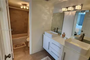 500 Bayview Dr, Sunny Isles Beach, FL 33160 - Photo 13