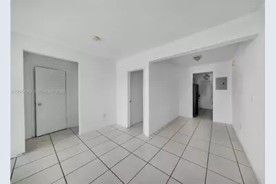 625 75th St, Miami Beach, FL 33141 - Photo 9
