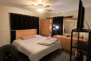 512 SW 10th St, Hallandale Beach, FL 33009 - Photo 25