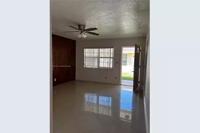 512 SW 10th St, Hallandale Beach, FL 33009 - Photo 7