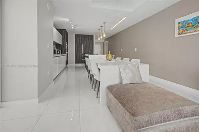 851 NE 1st Ave #3301, Miami, FL 33132 - Photo 5