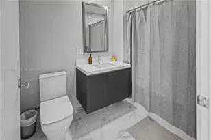 851 NE 1st Ave, Miami, FL 33132 - Photo 23