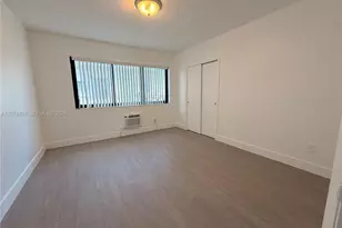 811 81st St, Miami Beach, FL 33141 - Photo 9