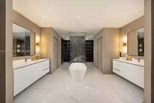 700 NE 24th St, Miami, FL 33137 - Photo 11