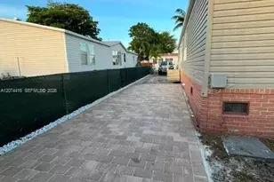 220 NE 12th Ave, Homestead, FL 33030 - Photo 19