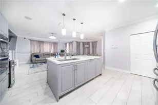 15792 SW 24th St, Miramar, FL 33027 - Photo 9