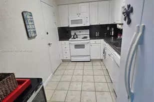 2501 S Ocean Dr, Hollywood, FL 33019 - Photo 17
