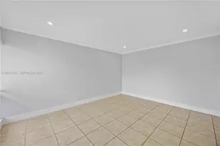 5420 Hollywood Blvd, Hollywood, FL 33021 - Photo 7