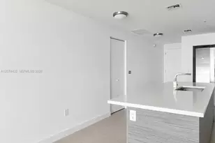 460 NE 28th St, Miami, FL 33137 - Photo 7