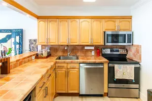 5701 Collins Ave, Miami Beach, FL 33140 - Photo 5