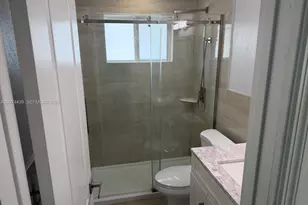 1000 NW 76th Terrace, Pembroke Pines, FL 33024 - Photo 13