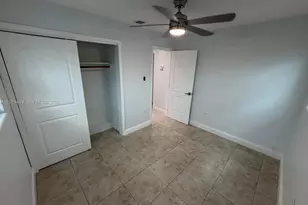 1000 NW 76th Terrace, Pembroke Pines, FL 33024 - Photo 11