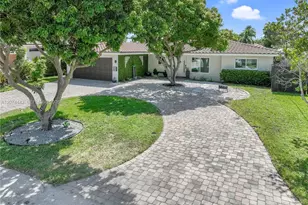 2225 NE 16th Ave, Wilton Manors, FL 33305 - Photo 3