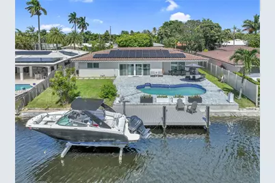 2225 NE 16th Ave, Wilton Manors, FL 33305 - Photo 5