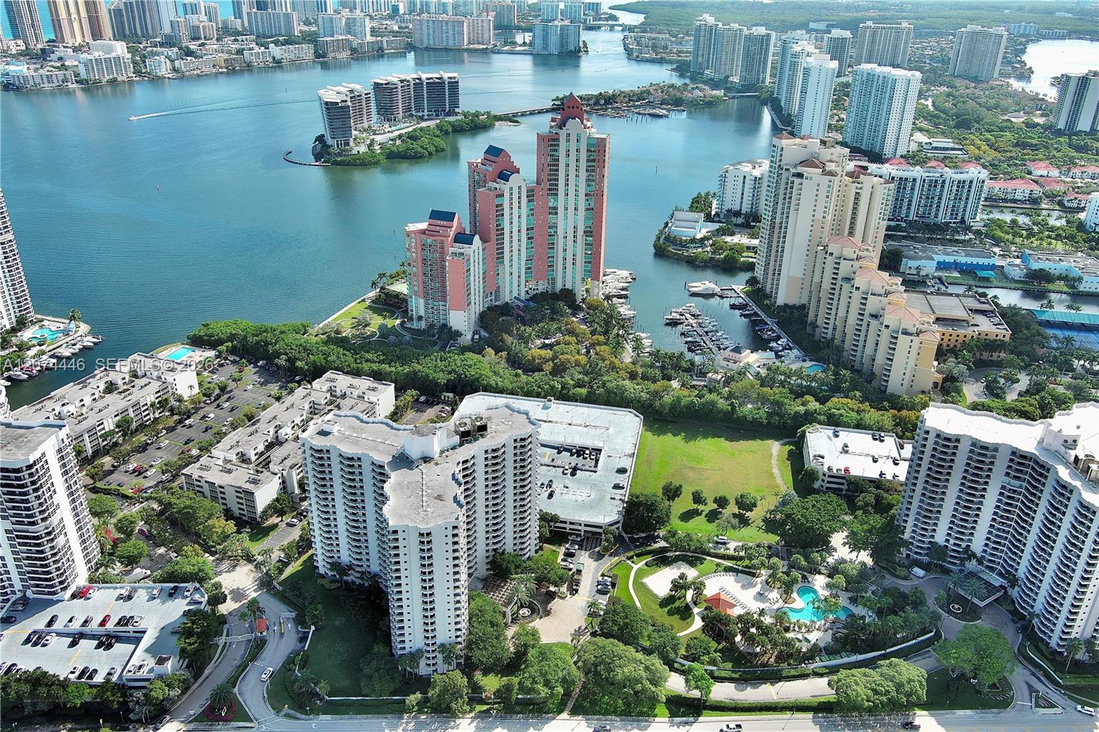3300 NE 192nd St #LP06 - 3300 NE 192nd St #LP06, Aventura, FL 33180 Luxury Property | Jose Angel Pina