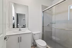 11438 W 34th Ct, Hialeah, FL 33018 - Photo 15