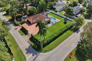 2 NE 160th St, Miami, FL 33162 - Photo 3