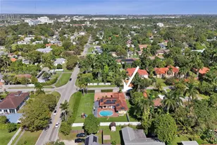 2 NE 160th St, Miami, FL 33162 - Photo 49