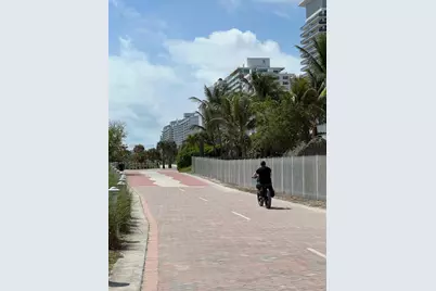 6039 Collins Ave #423, Miami Beach, FL 33140 - Photo 29