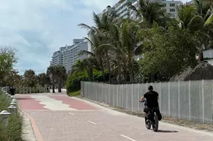 6039 Collins Ave, Miami Beach, FL 33140 - Photo 29