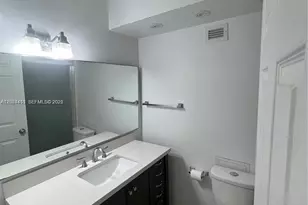 6039 Collins Ave, Miami Beach, FL 33140 - Photo 15