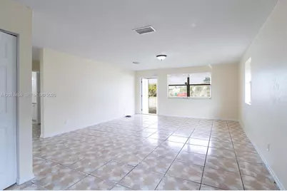 455 NW 14th St, Florida City, FL 33034 - Photo 3
