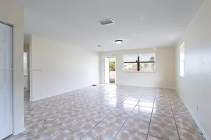 455 NW 14th St, Florida City, FL 33034 - Photo 3