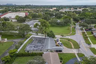 5561 SW 13th St, Plantation, FL 33317 - Photo 11