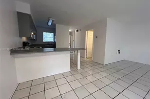 2871 SW 38th Pl, Gainesville, FL 32608 - Photo 5