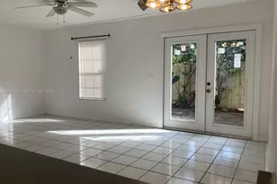 2871 SW 38th Pl, Gainesville, FL 32608 - Photo 9