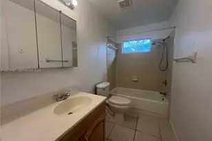 2871 SW 38th Pl, Gainesville, FL 32608 - Photo 15