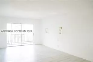 220 SW 9th Ave, Hallandale Beach, FL 33009 - Photo 3
