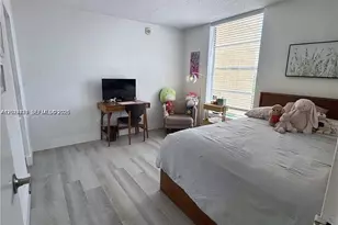 2000 NE 135th St, North Miami, FL 33181 - Photo 11