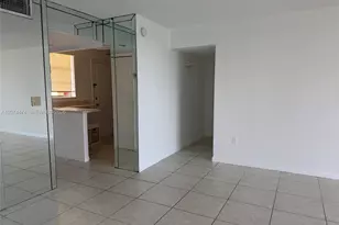 2910 Point E Dr, Aventura, FL 33160 - Photo 3