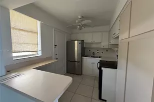 2910 Point E Dr, Aventura, FL 33160 - Photo 5